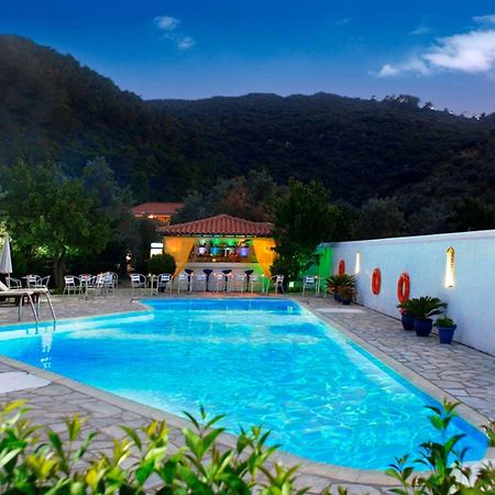 Artemis Bungalows Stafylos Exteriér fotografie